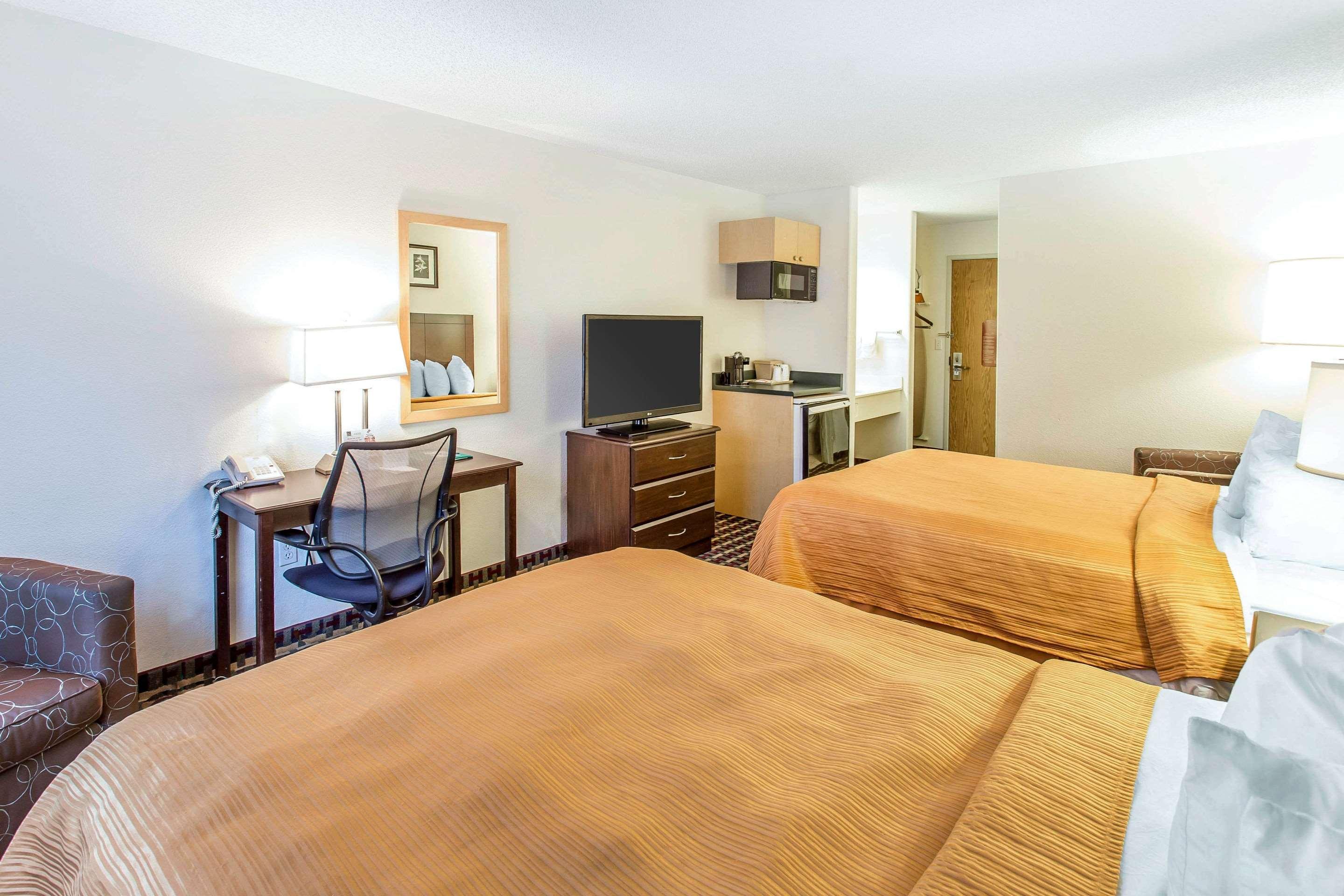 Hotel Spark By Hilton Denver Southwest
